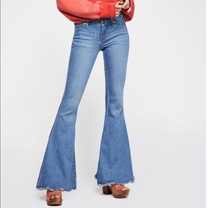 FREE PEOPLE FLARE JEANS